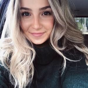 Meet your Posher, Reanna